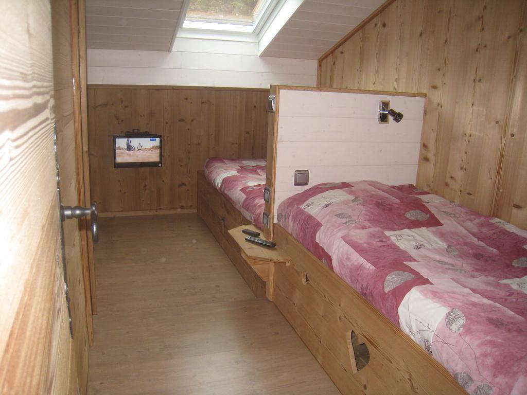 Charming Chalet In Ventron With Terrace Bagian luar foto